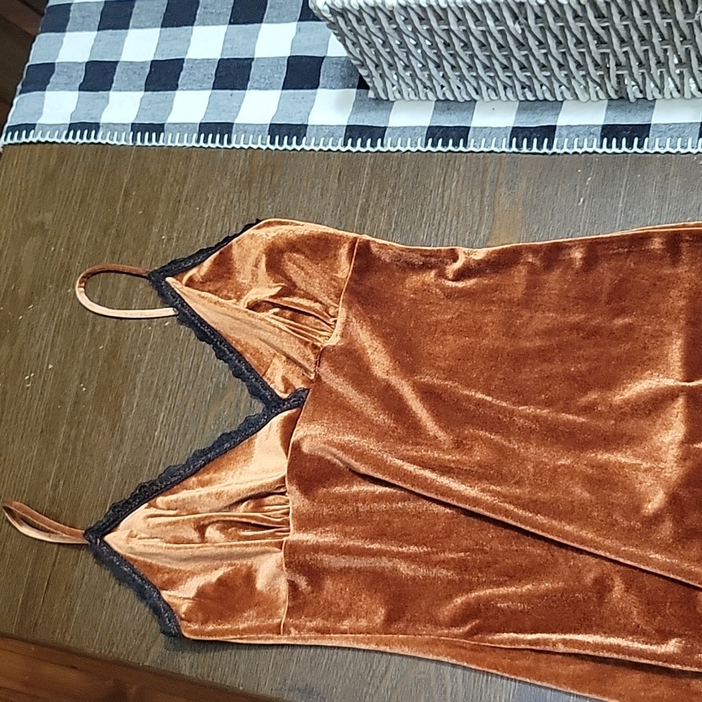 Beautiful Suede satin feeling dress